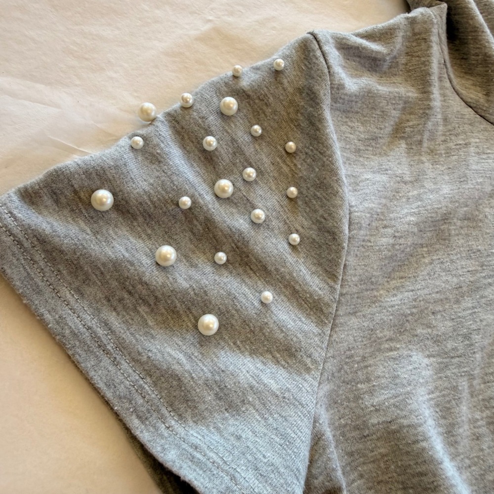 Skonhet Pearl Embellished Hoodie Women Small Gray Good Short Sleeve Twist Front